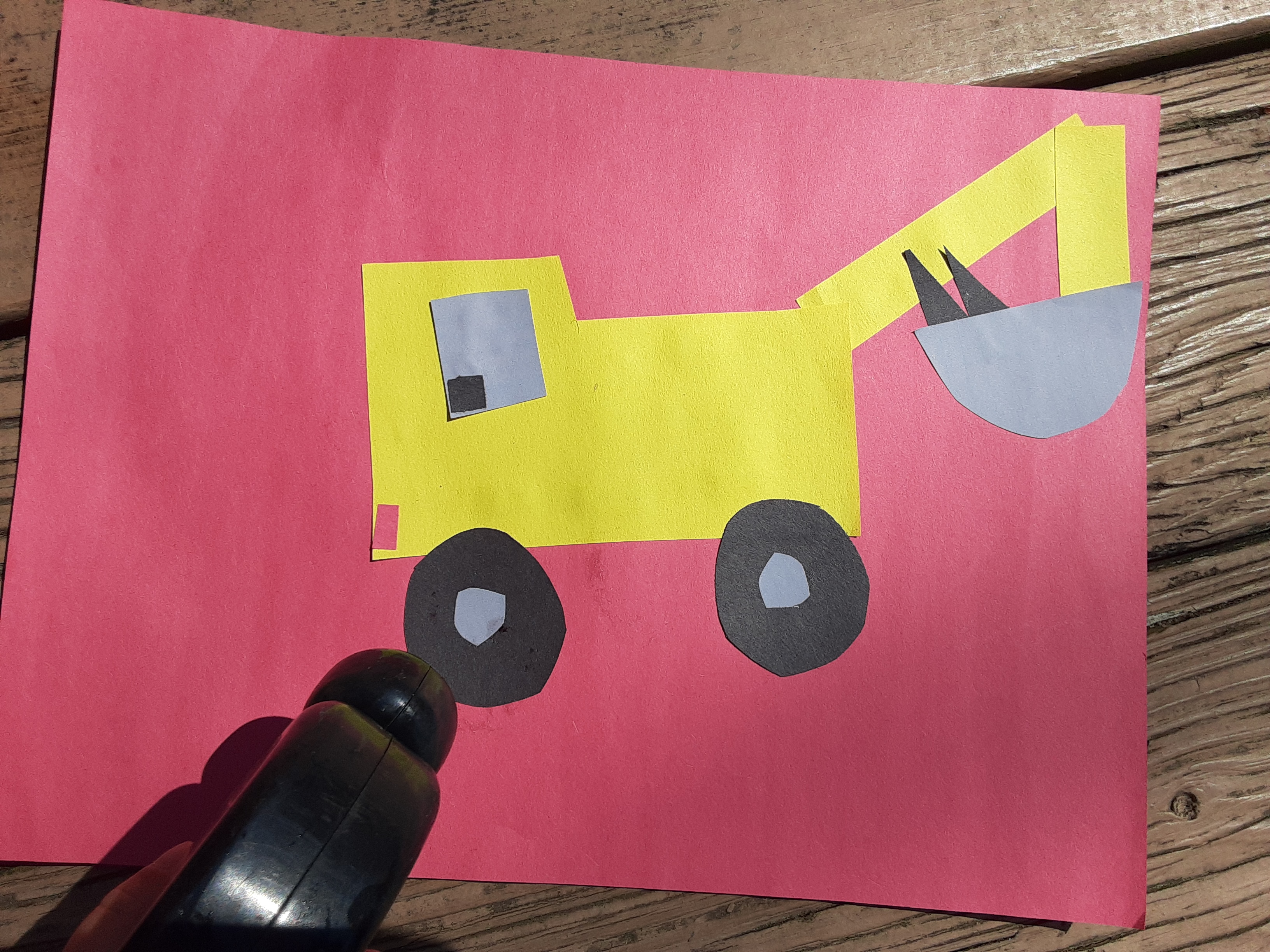 construction paper digger